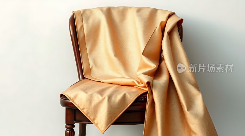 金色布艺椅子的优雅展示