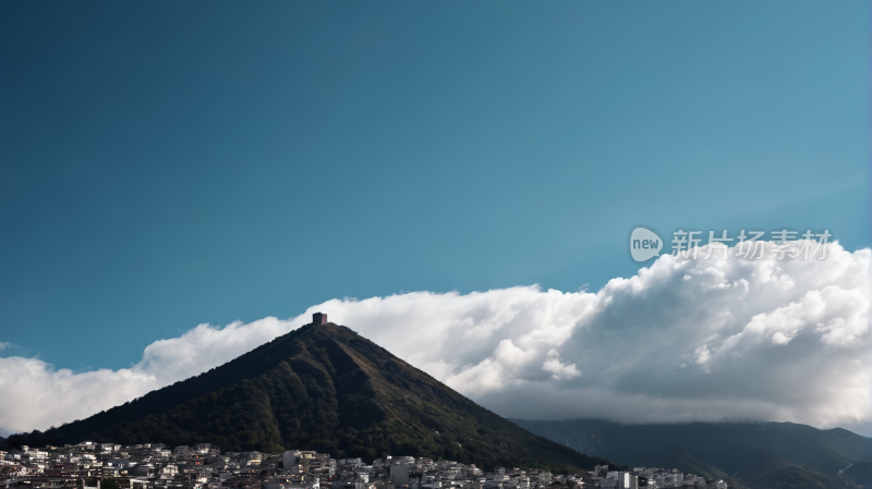 一座大高山清风景图片