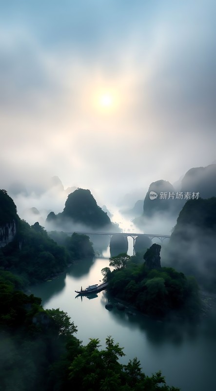 晨雾笼罩下的山水画卷