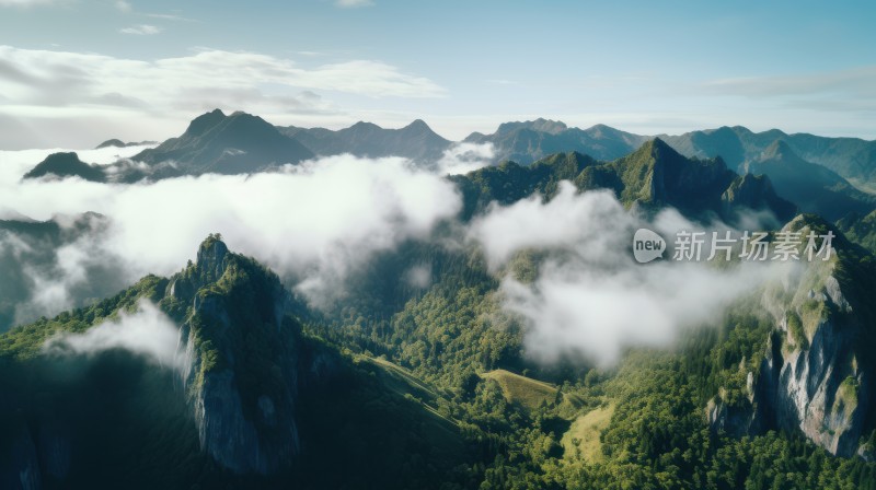 云雾缭绕的山峰