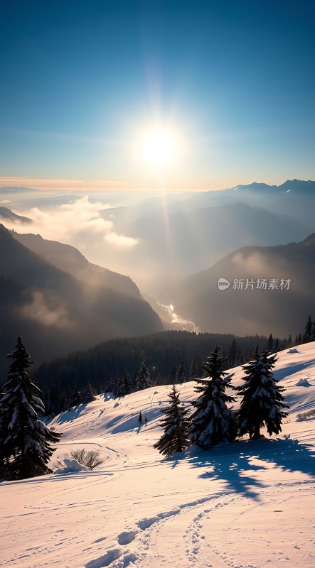 雪域晨曦阳光洒满山川