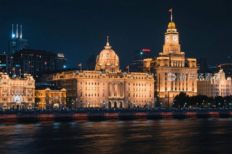 上海外滩历史建筑夜景