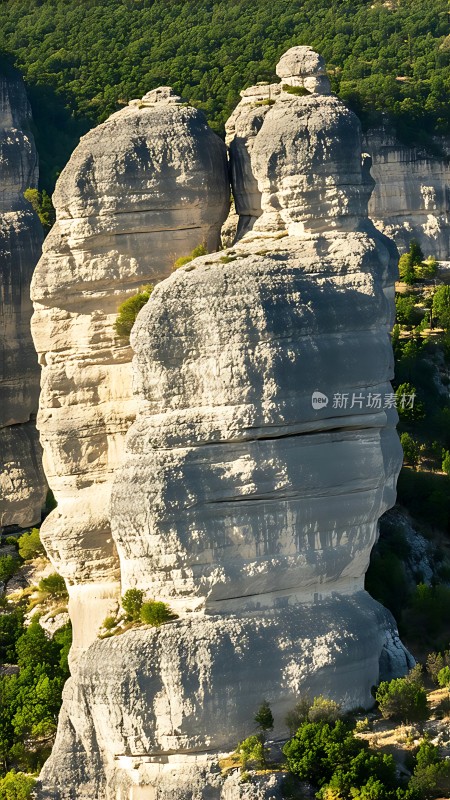 奇石林立自然景观壮观