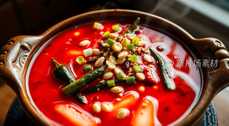 红汤热辣火锅香辣诱人美味可口