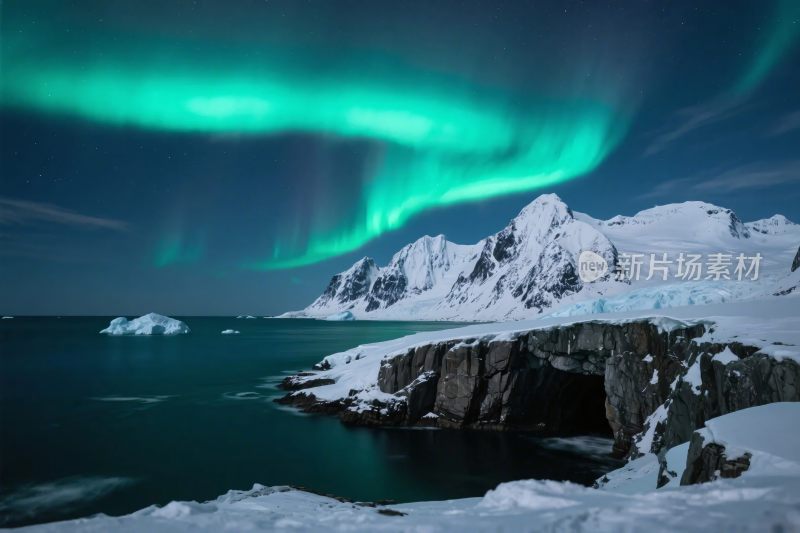 极光雪山冰雪风光