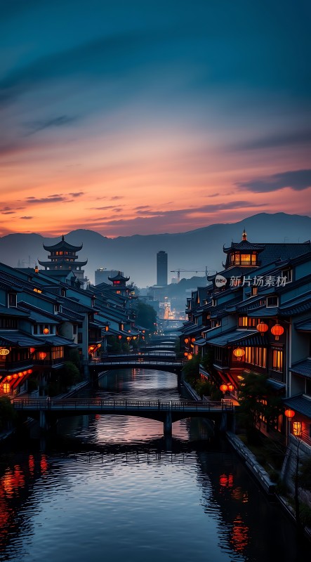 古桥夜色映水乡