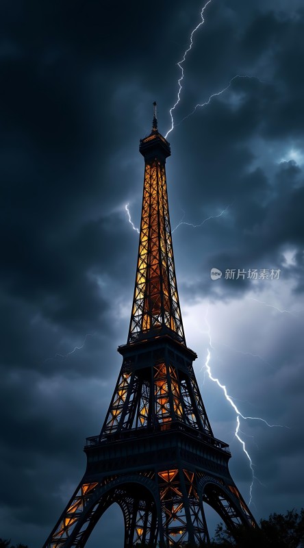 埃菲尔铁塔闪电之夜