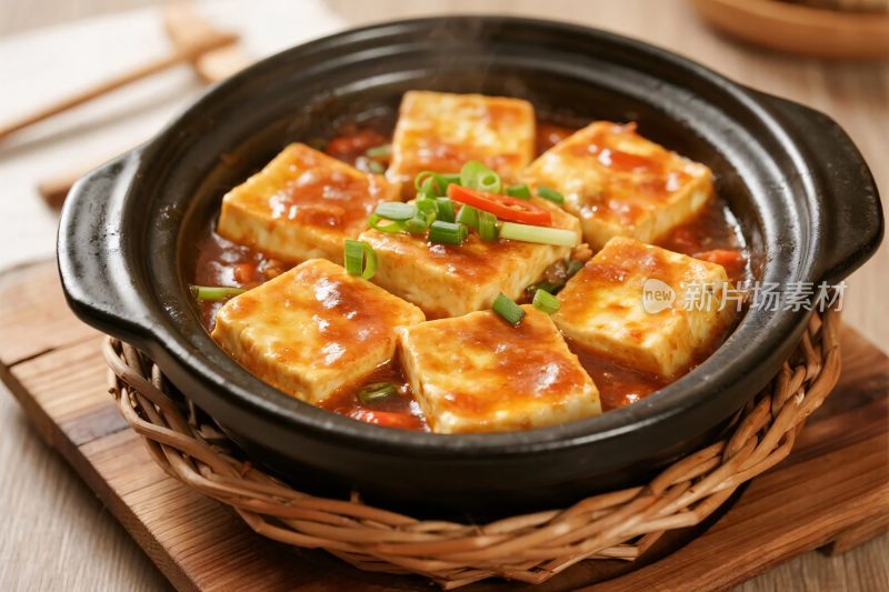 砂锅豆腐美食图
