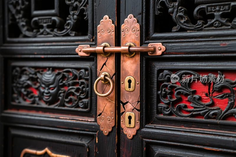 古风雕花木门锁具