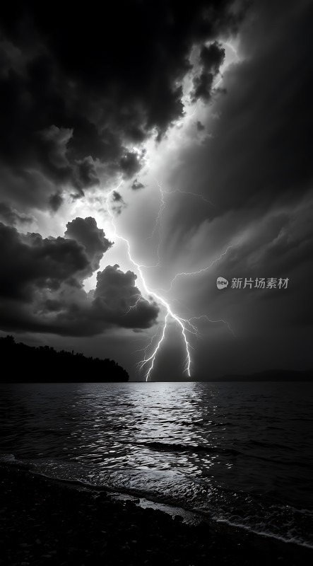 雷鸣电闪惊涛骇浪