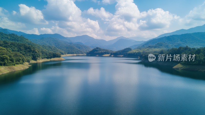 平静的湖面