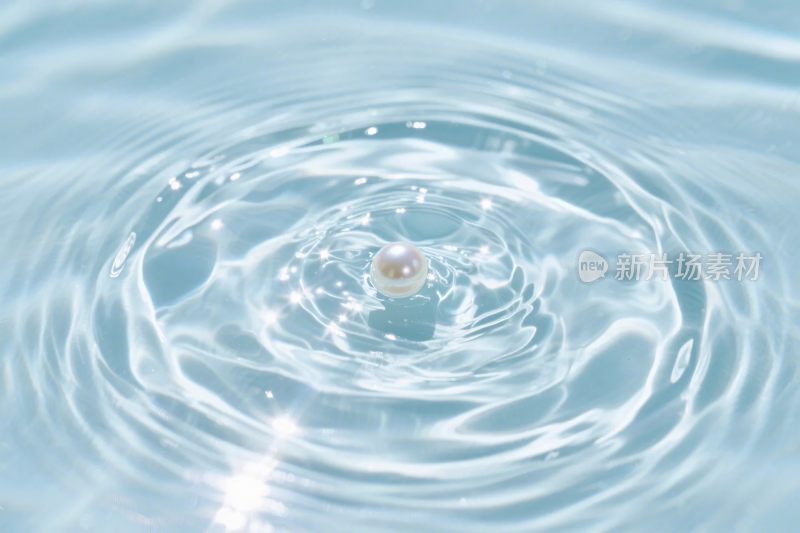 水面涟漪水珠图