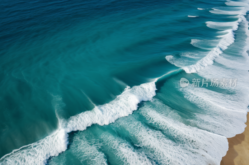 海滩景观海浪在岸边破裂高清图片