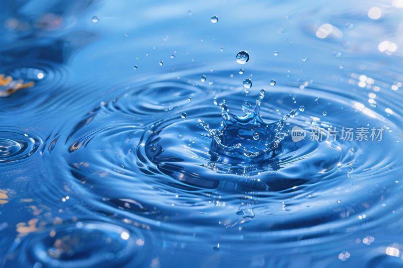 水滴溅起的水花