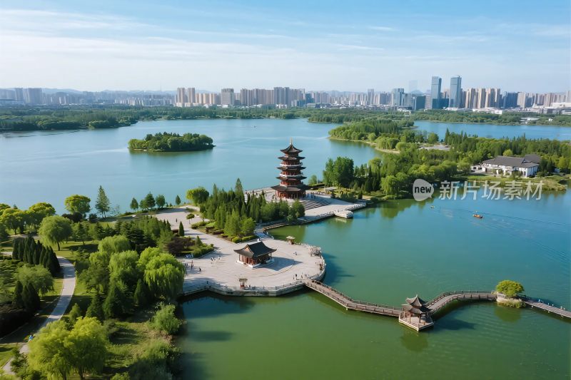 城市湖滨古塔风光