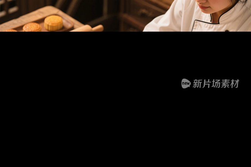 月饼手工制作场景