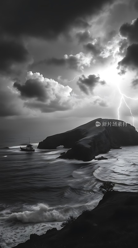 暴风雨中的孤岛与闪电