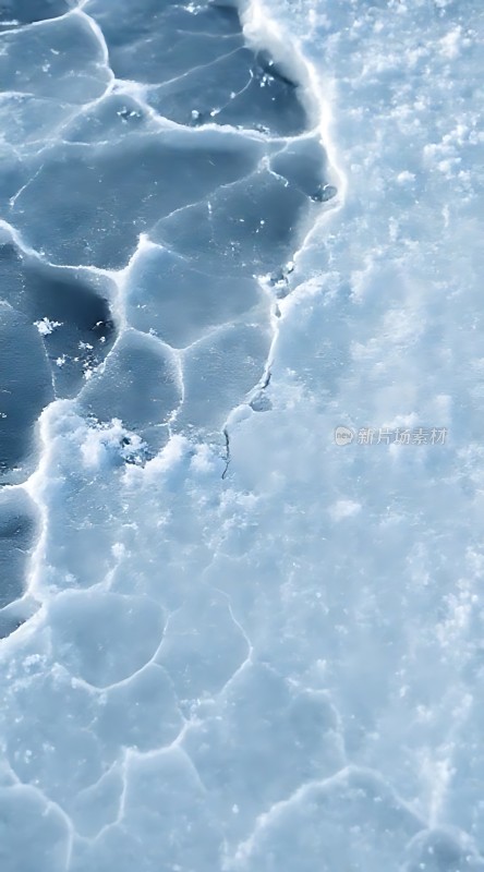 冰封世界晶莹剔透