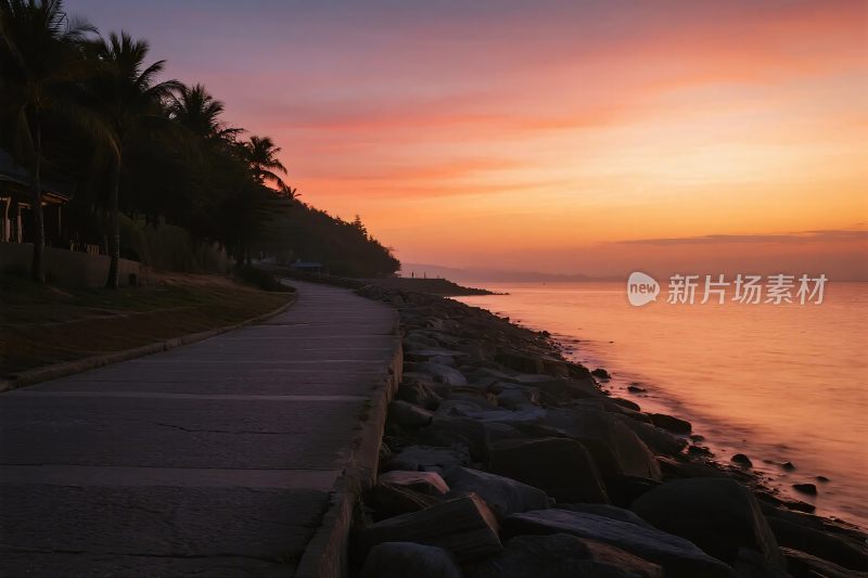 海边夕阳步道风景