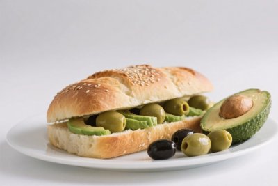 美味三明治与牛油果橄榄 美味三明治与牛油果橄榄