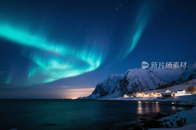 极光雪山夜景图