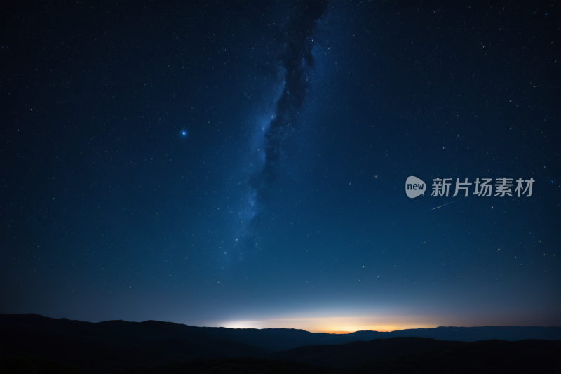 星空一颗明亮的星星和遥远的地平线背景图片