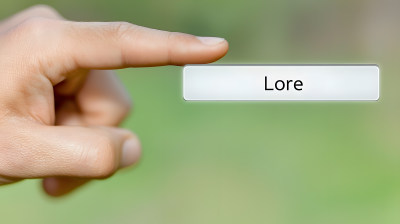 一只手特写伸手去拿“Lore”按钮