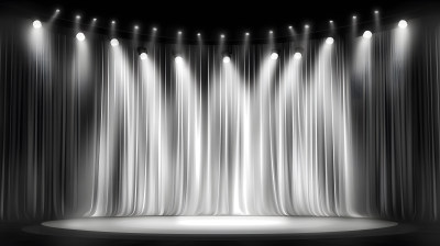 灯光明亮舞台上悬挂着飘逸白色窗帘 灯光明亮舞台上悬挂着飘逸白色窗帘