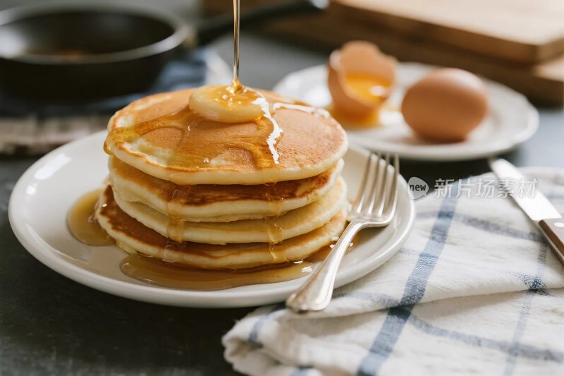 早餐煎饼配糖浆