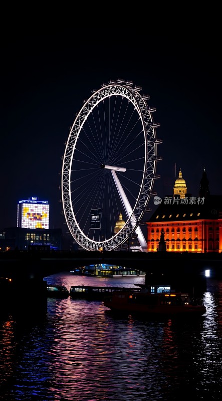 伦敦眼夜色下的泰晤士河美景