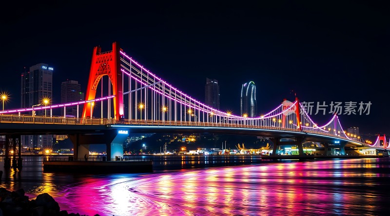 夜幕下璀璨的跨江大桥