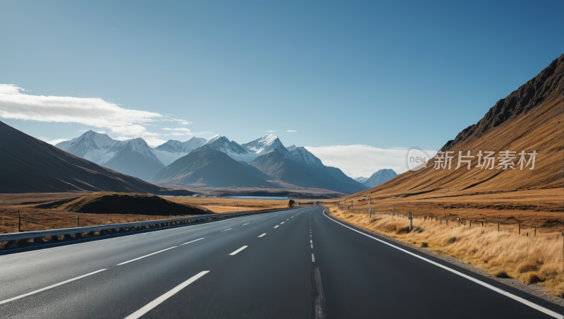 空旷的公路高清风景图片