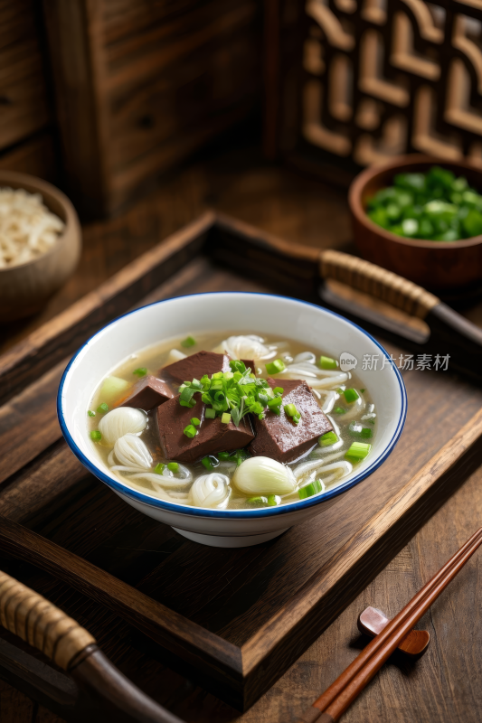 鸭血粉丝汤中国传统经典美食中式家常美味