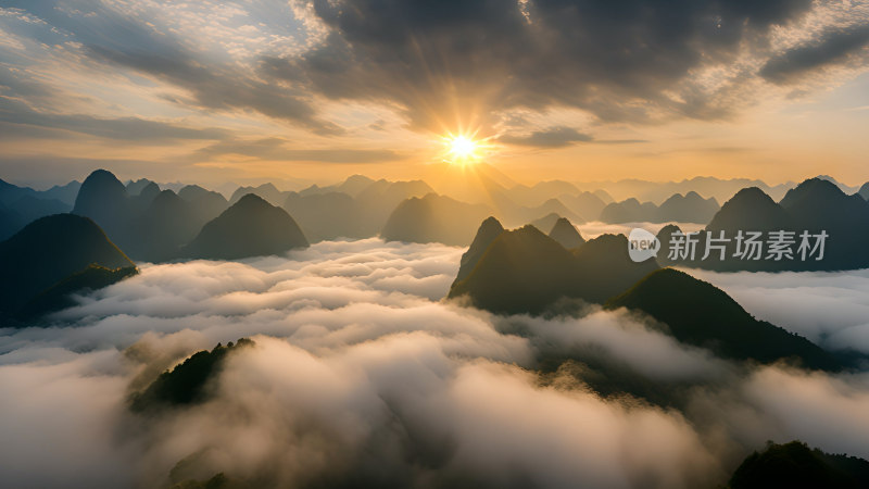 桂林山水照片山峰云海群山云雾缭绕自然风景