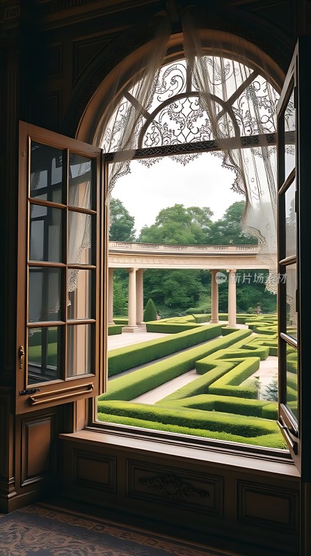 窗外的精致花园景色