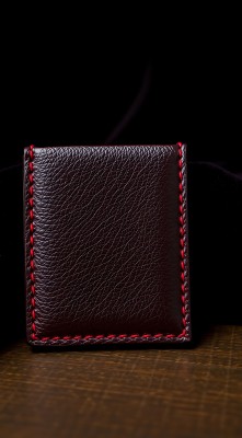 红色缝线皮质钱包 红色缝线皮质钱包