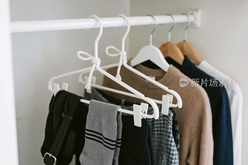 衣柜衣架与衣物