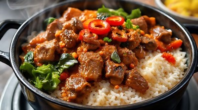 香辣牛肉盖浇饭