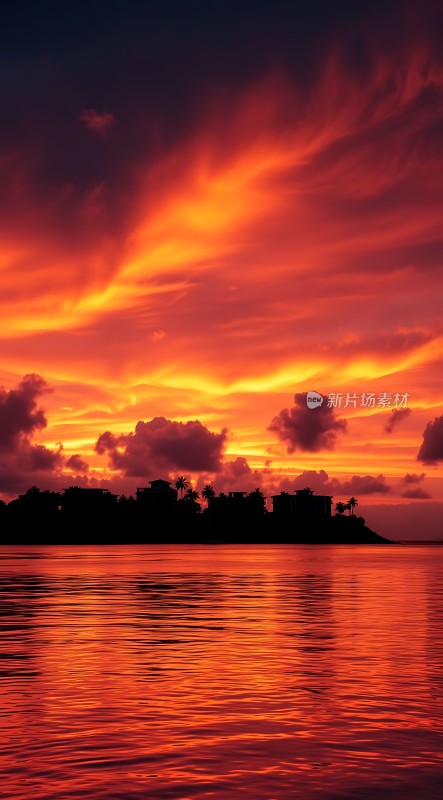 日落下的海天一色