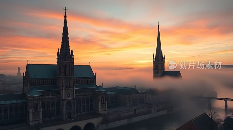日出时分的教堂剪影