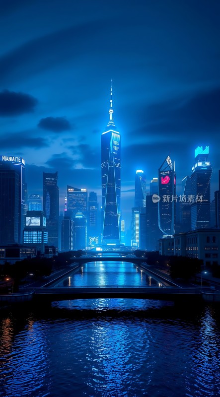 上海夜景东方明珠塔与黄浦江畔灯光璀璨