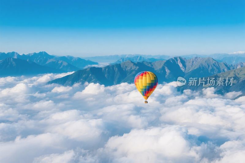 热气球云海山脉风景