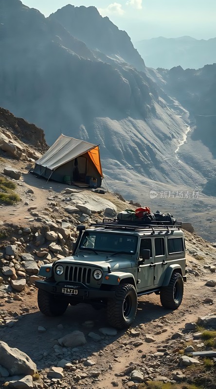 越野探险山间露营 Jeep 携手自然之旅