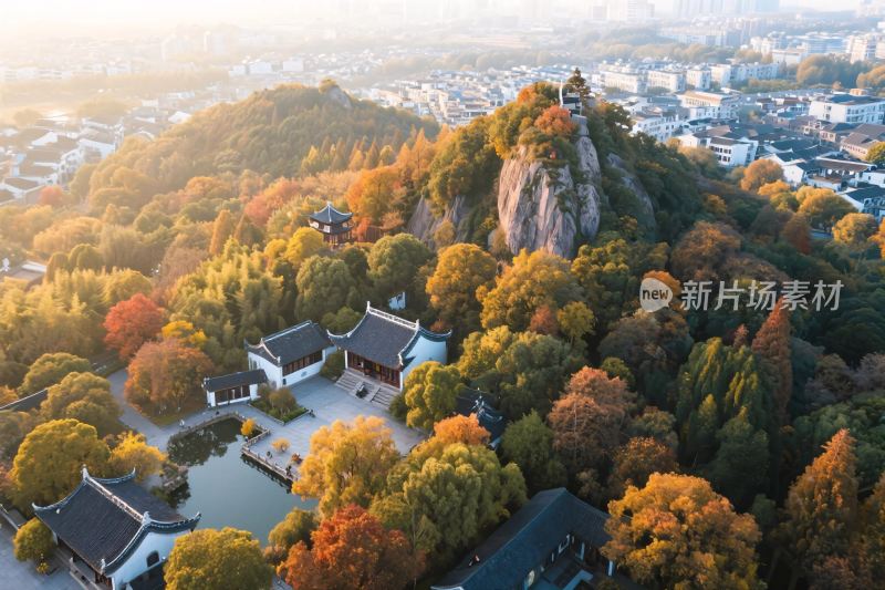 古建山林城市风光