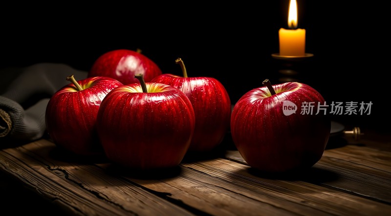 红苹果与蜡烛