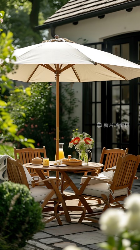 阳光下的户外休闲时光