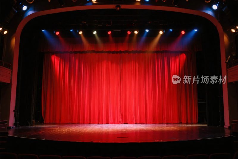 剧场舞台红色幕布