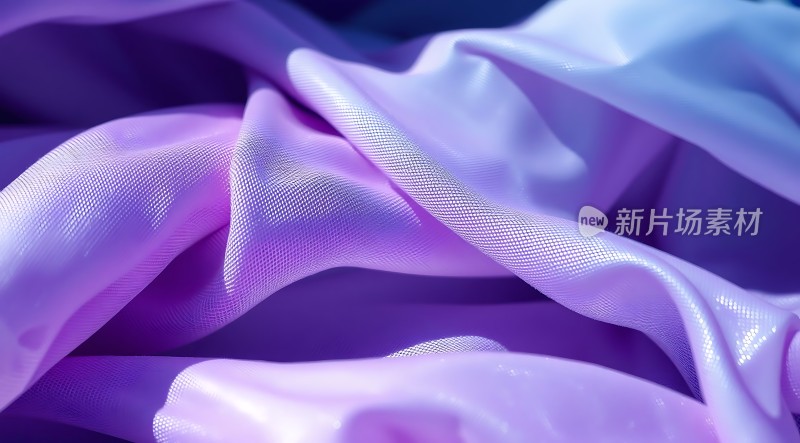紫色绸缎上的光影交错之美