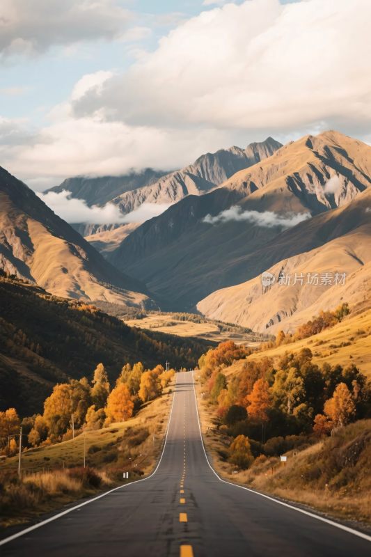 秋日山间公路美景