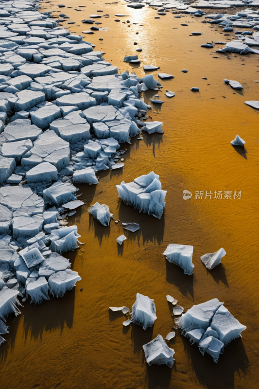 浮冰漂浮在河水上高清背景纹理图片